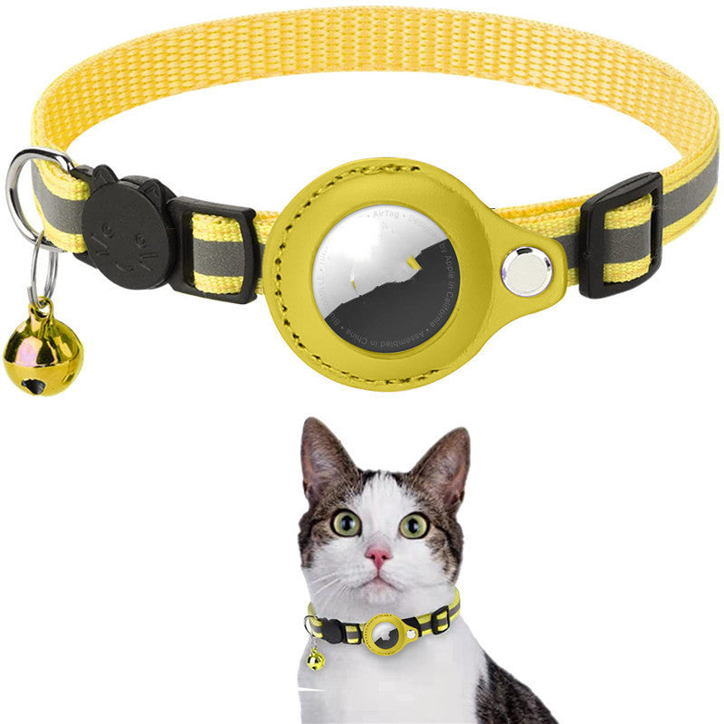 Reflective Waterproof Dog Collar with AirTag Holder Case – Durable & Adjustable Pet Tracker Collar